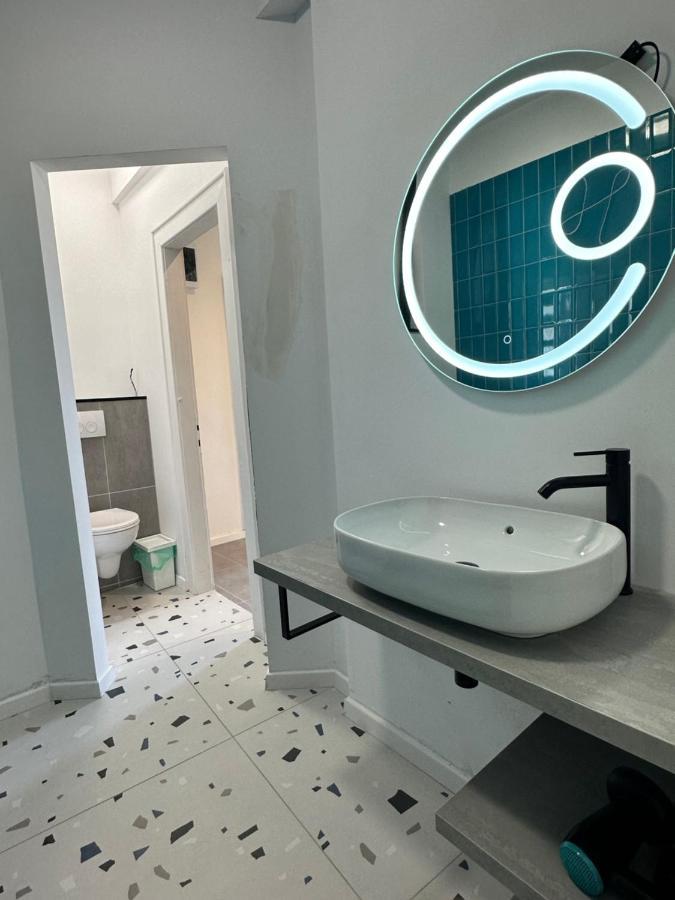 Peaceful Condo For Romantic Getaways Near Black Church - 3Min Walk 브라쇼브 외부 사진